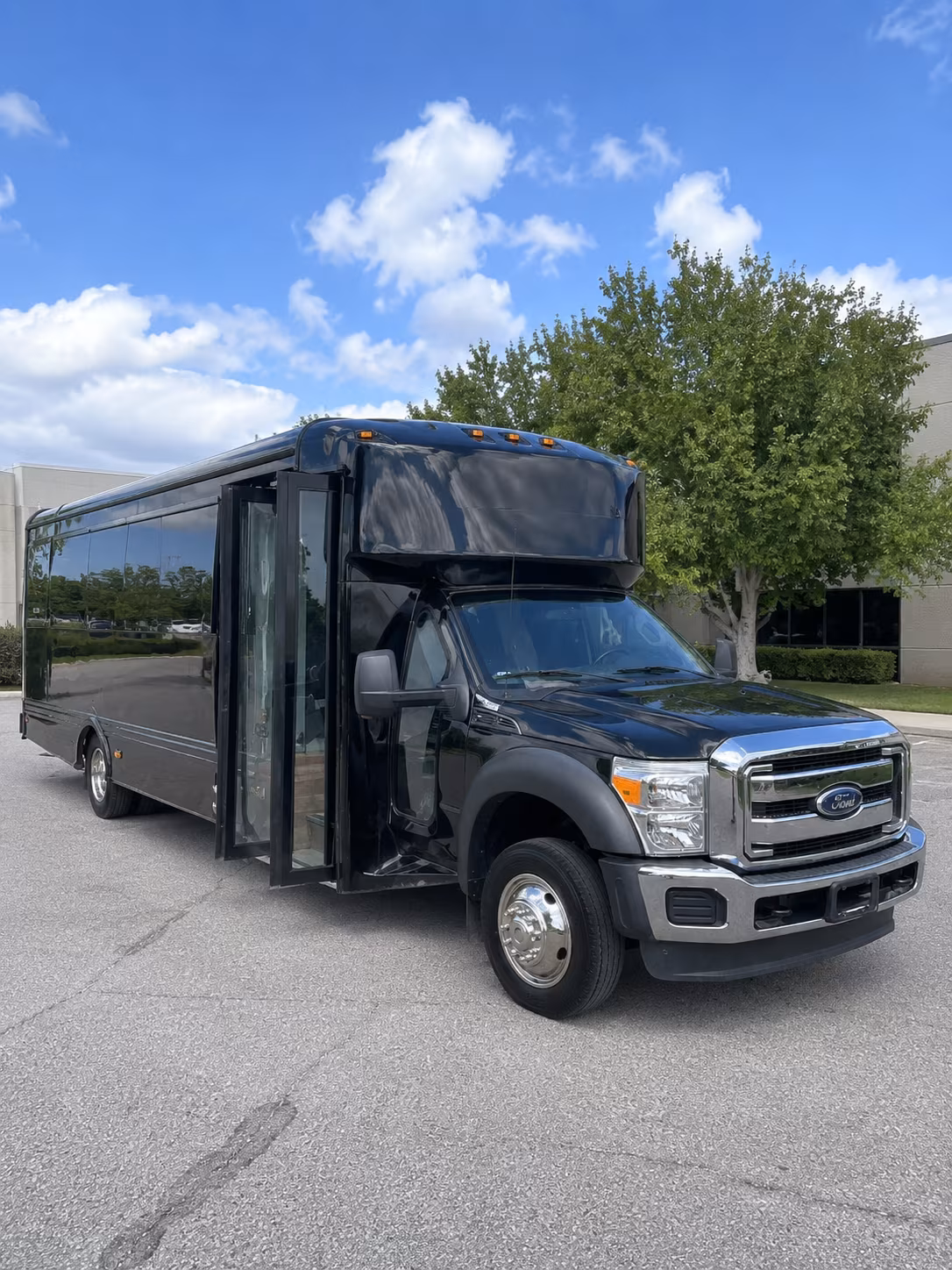 Marietta Birthday, Sweet 16, & Quinceañera Party Bus Rentals