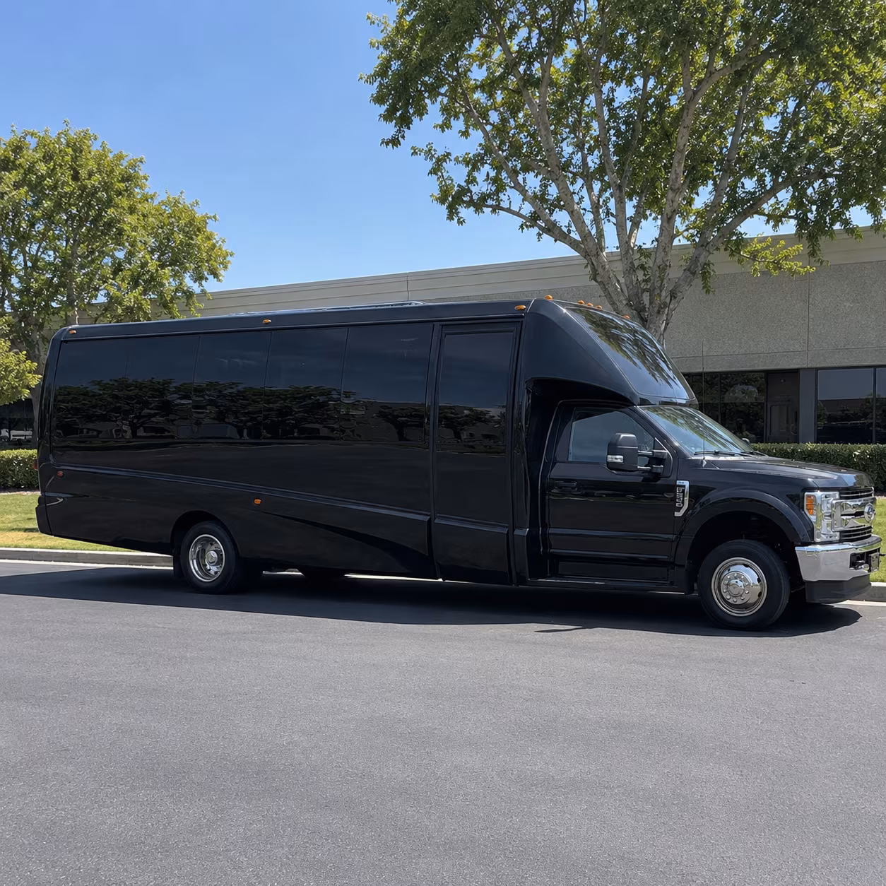 Sandy Springs Birthday, Sweet 16, & Quinceañera Transportation party bus exterior